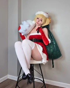 Celebi Cosplays - Christmas Burnice!!