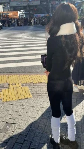 ヌケル - 肌色全身タイツでちん媚腰ヘコダンス in 渋谷スクランブル交差点 ※ノンフィクション